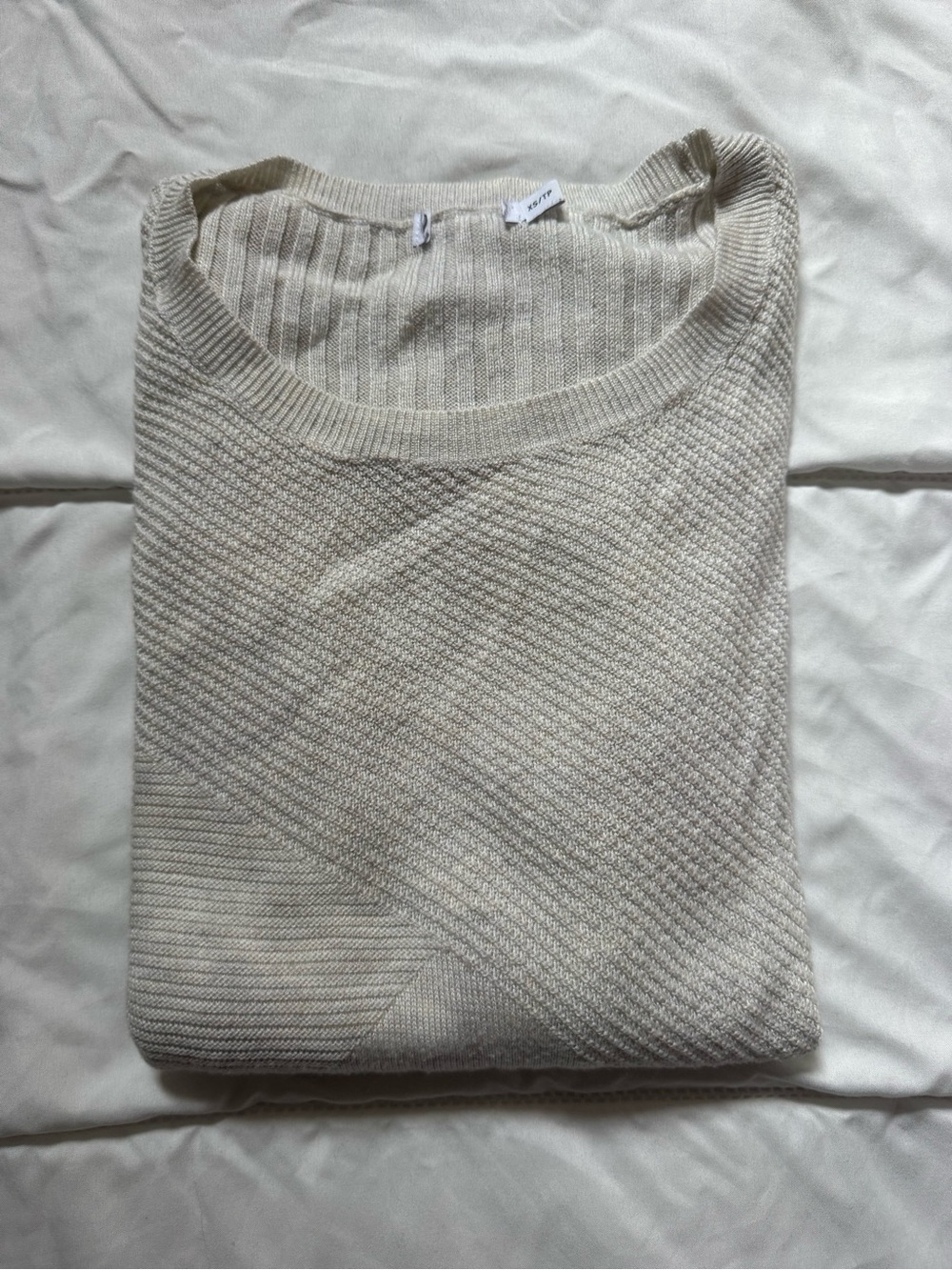 Women’s Cream Textured Knit Sweater 🤍🤍